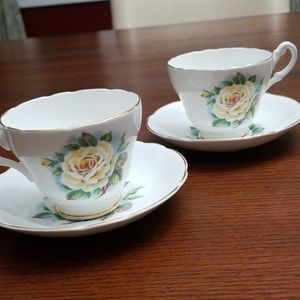 Vintage Regency Tea cup and saucer. Set of 2